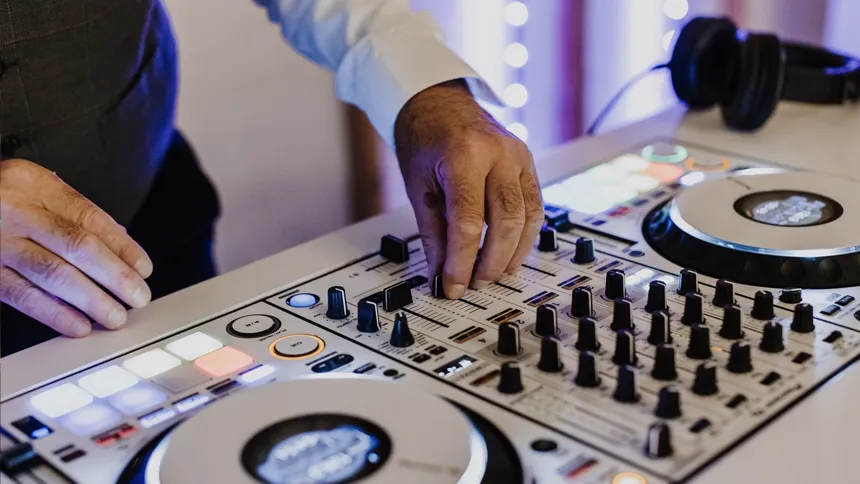 Wedding Disco DJ